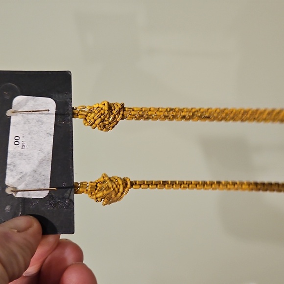 NEW! STEVE MADDEN Golden Yellow Knotted Dangle Earrings Jewelry. - Picture 3 of 4